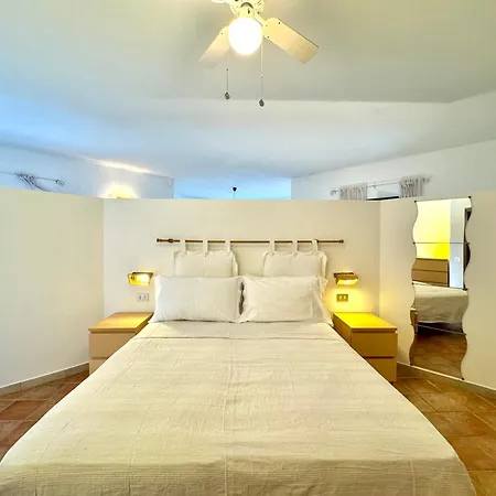 Sunset Apartment *